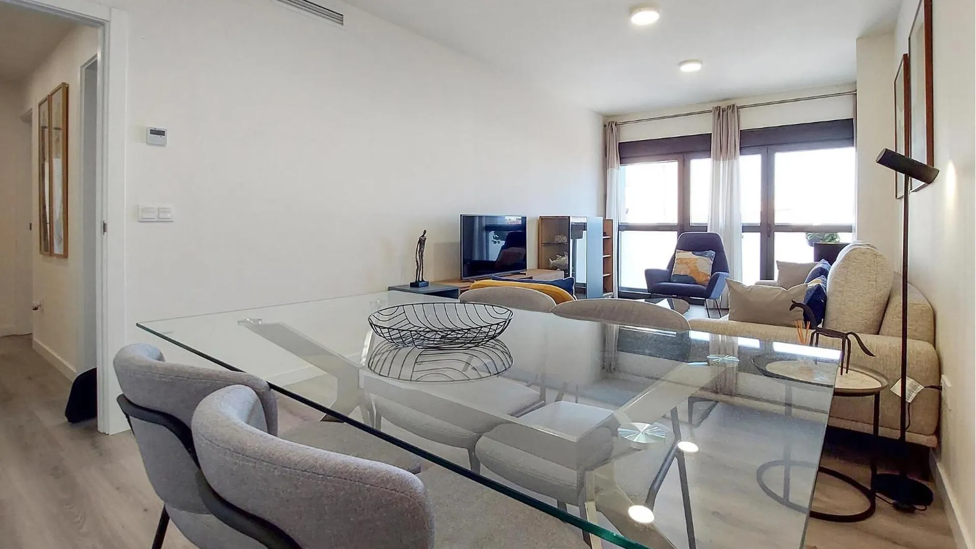 Cozy Apartment In Malaga With Kitchen
